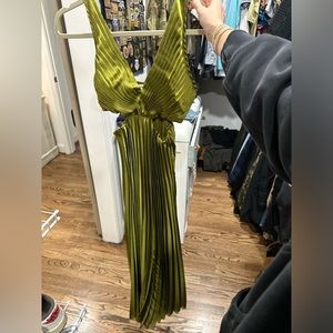Green maxi dress